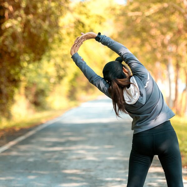 Come rimettersi in forma dopo le Feste: 10 consigli per perdere peso e dimagrire senza diete ferree